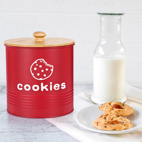 Tapa hermética y amplio interior de LUKMILEE para galletas y dulces.