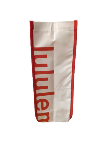 Lululemon bolsa de mano roja para compras diarias y almacenamiento práctico.