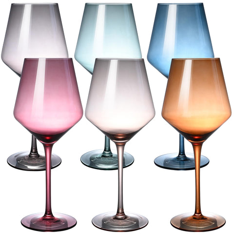 Copas de vino coloridas LUXULISH de tallo largo para realzar cada sorbo.