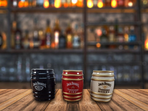 Conjunto de tres vasos Jack Daniel's, imagen en estuche regalo.
