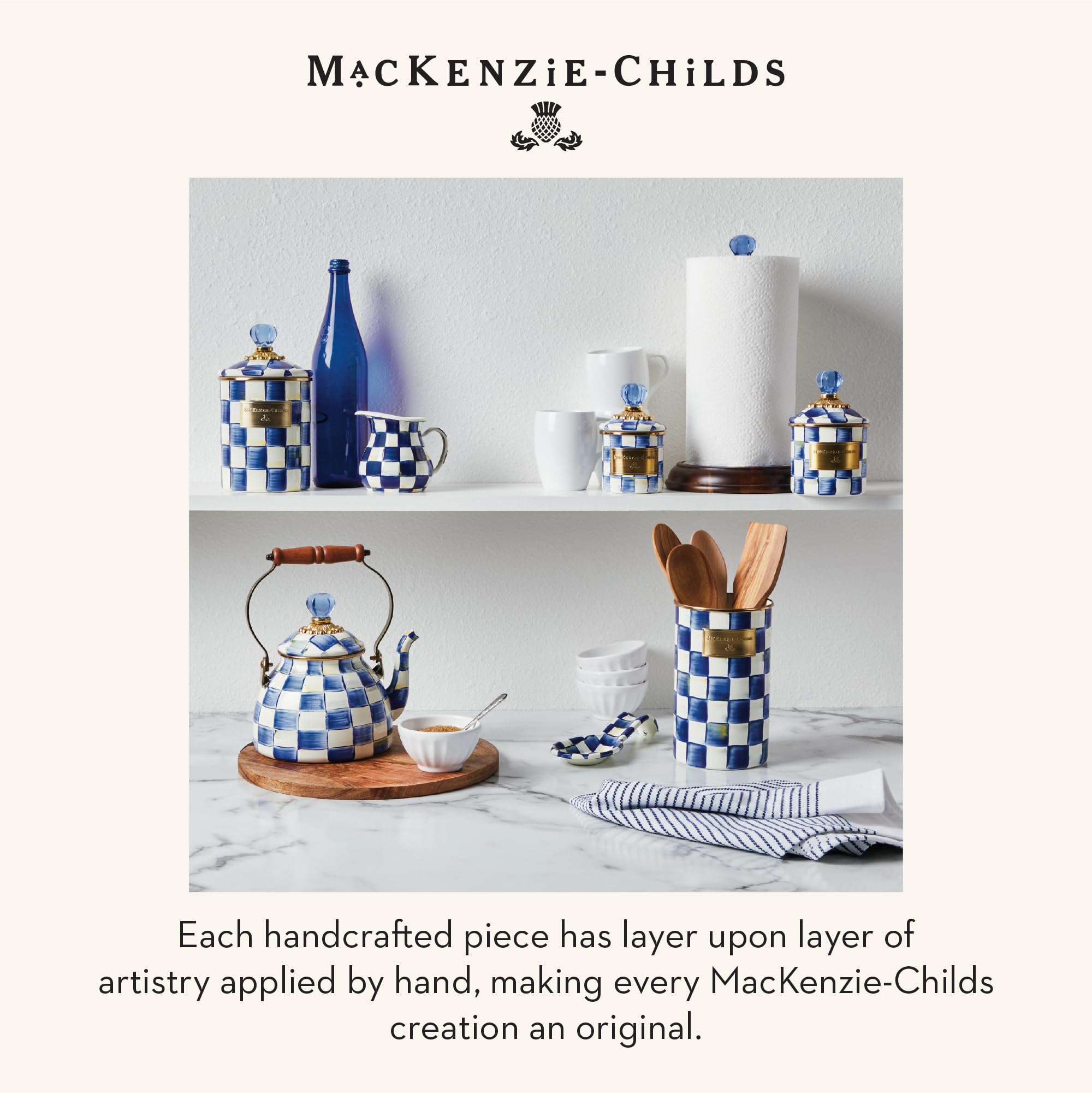 MACKENZIE-CHILDS acabado esmaltado brillante resiste salpicaduras y calor moderado.