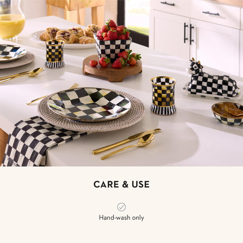 MACKENZIE-CHILDS Accesorios de cocina Cow Creamery, armonía entre funcionalidad y estilo en casa.