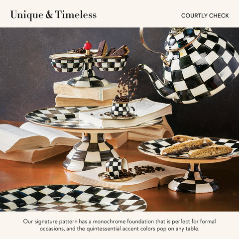 Conjunto para espresso MACKENZIE-CHILDS Courtly Check, dos tazas y platillos para mesa elegante.