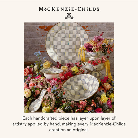 MACKENZIE-CHILDS diseño único mejora cualquier mesa o encimera.