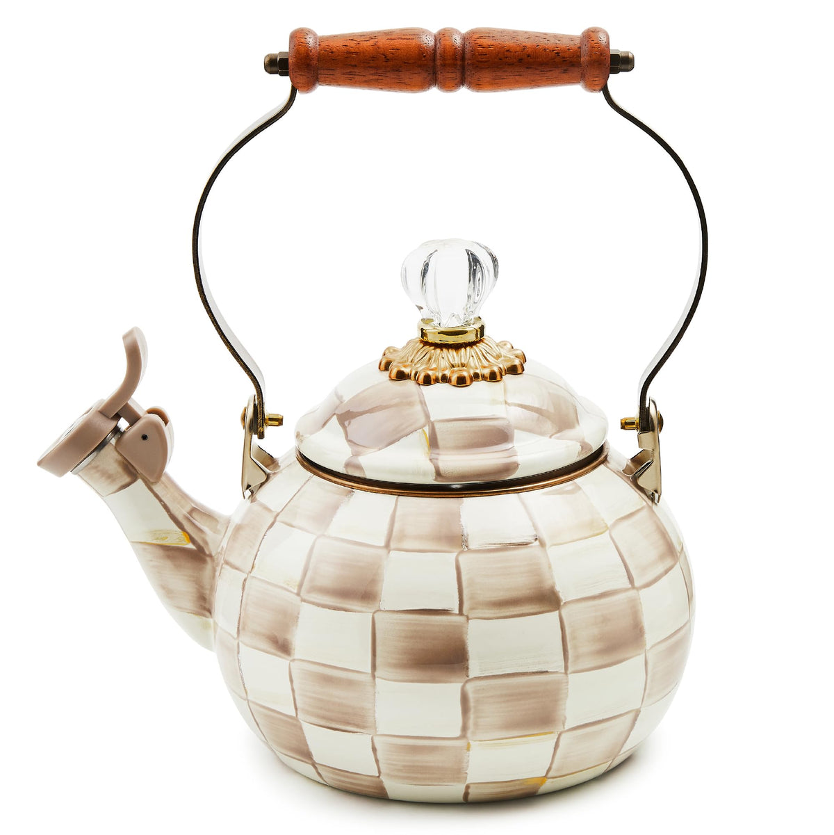Hervidor de té Mackenzie-Childs con silbido para hervir agua rápidamente.