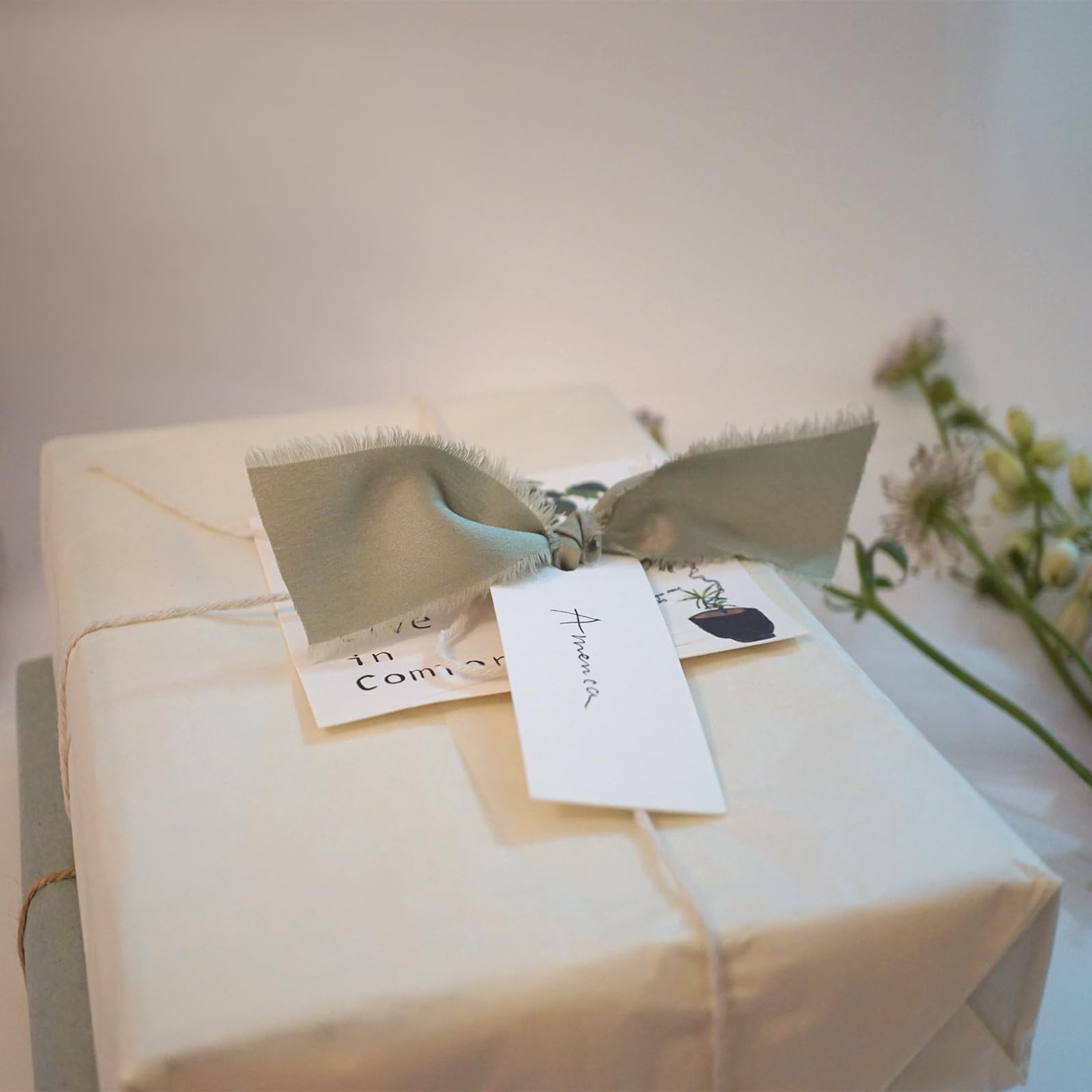 Maegmew conjunto para cenas y eventos con acabado verde.