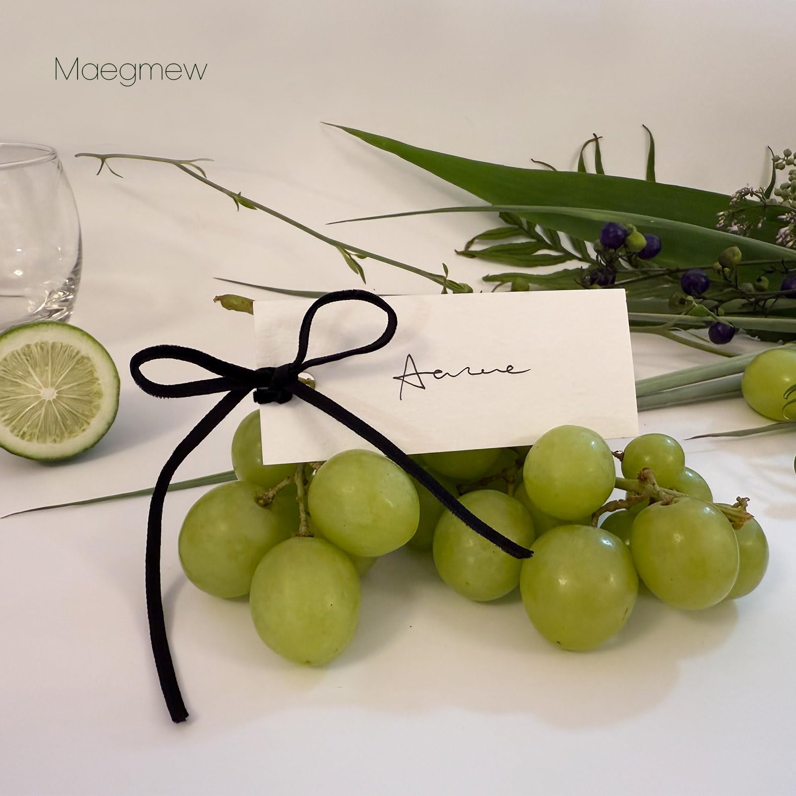 Maegmew: etiquetas de regalo y tarjetas personalizadas para eventos.