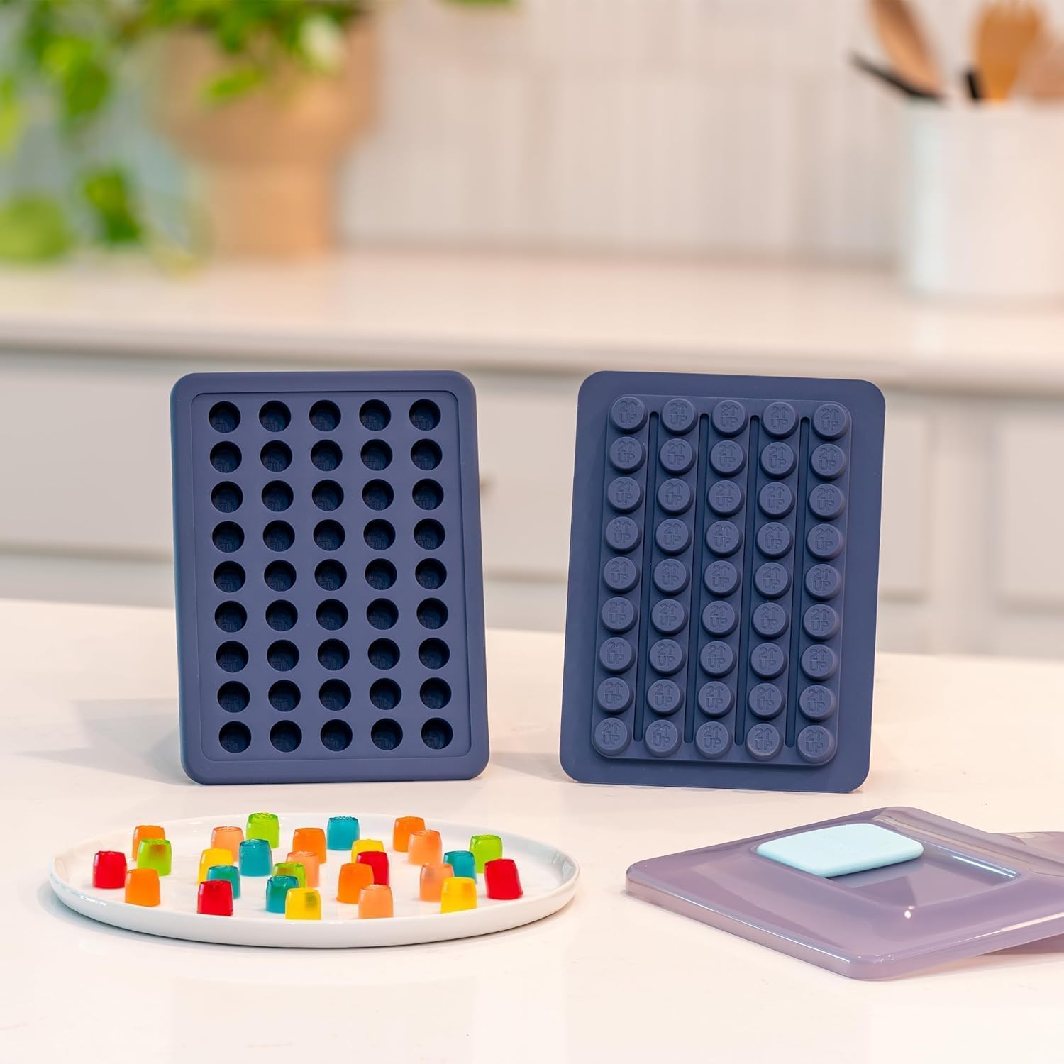 Interior y control de temperatura de Magical Butter Gummy Maker para consistencia.