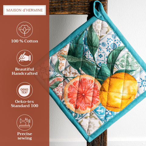 Diseño acuarela Maison d'Hermine aporta color y estilo a la cocina.