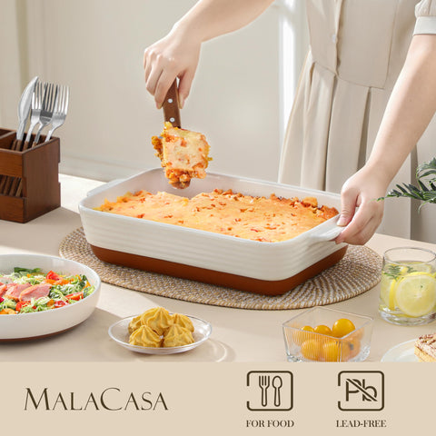 Bandeja MALACASA Tara con esmalte resistente a rasguños y fácil limpieza.