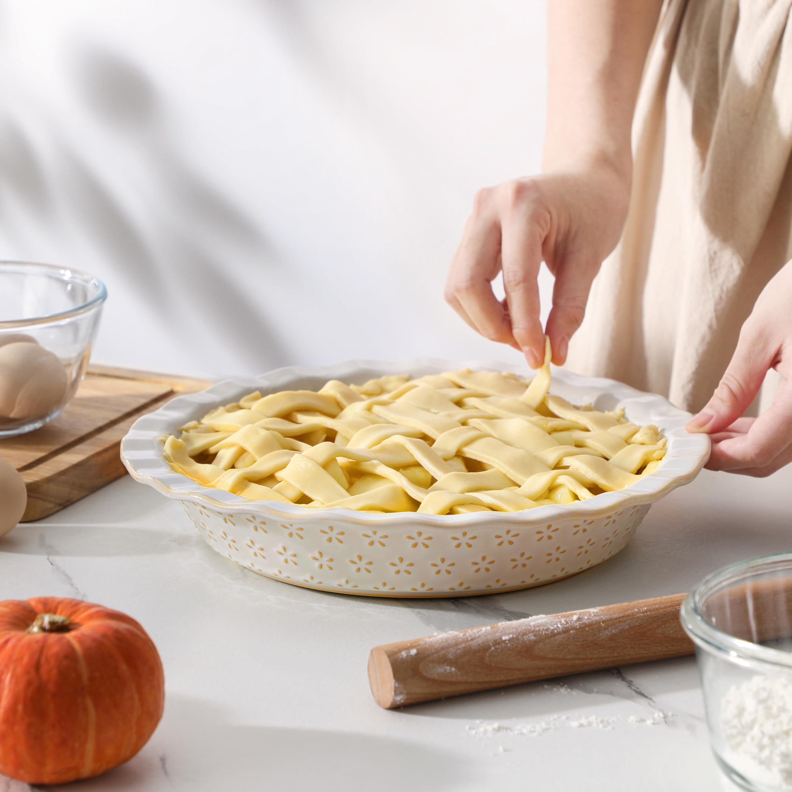 Malacasa Lydia Pie Pan apto para horno y microondas, máxima versatilidad en la cocina.