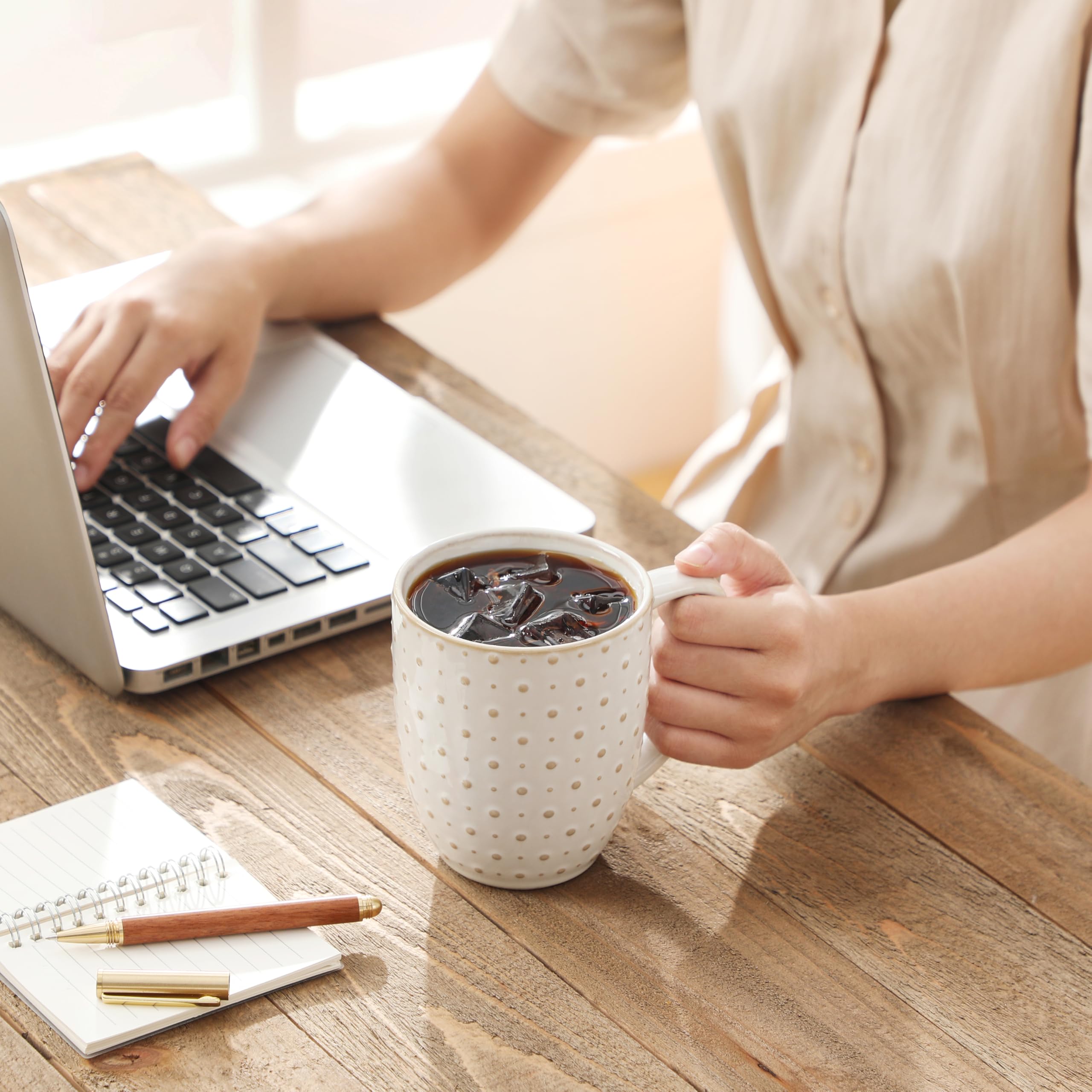 MALACASA Lydia: taza artesanal con textura suave al tacto