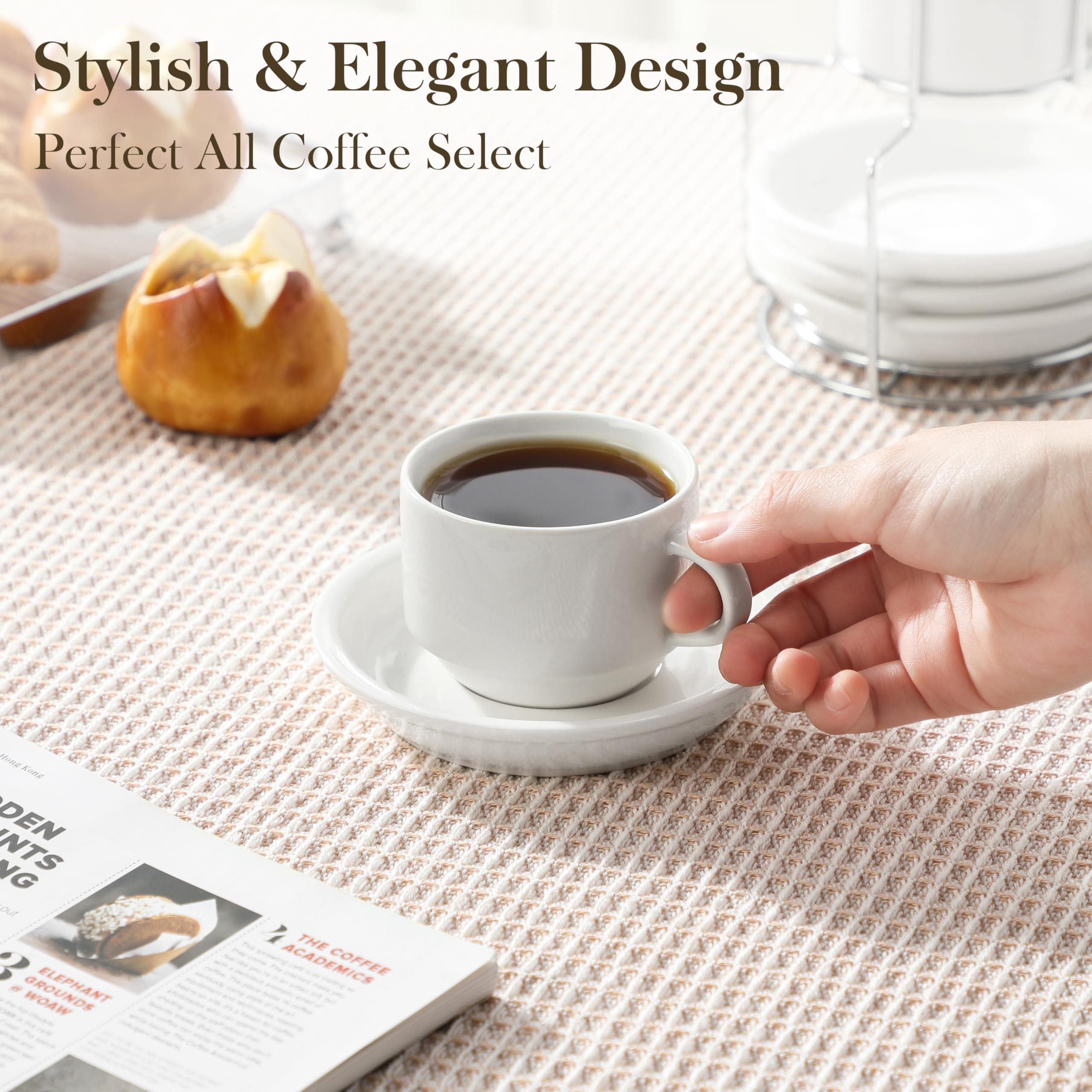 Tazas MALACASA para espresso en cocina con luz cálida.