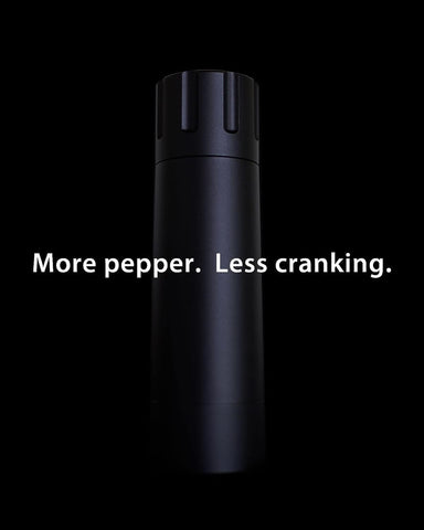 MANNKITCHEN Pepper Cannon revela rango de molido amplio para distintas texturas.