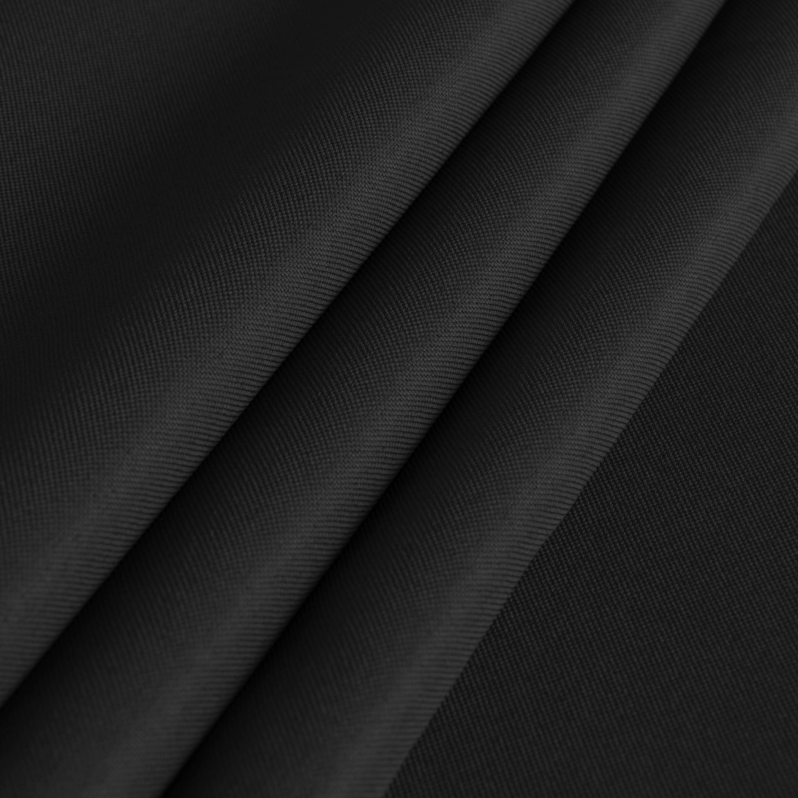 Costuras duraderas y acabado estable para repetidos usos.