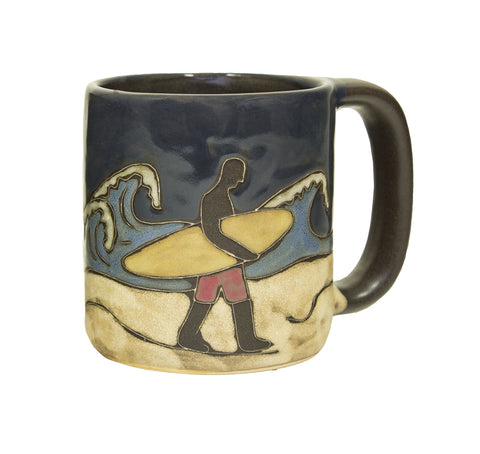 Taza Mara Stoneware Surfer 16 oz, ideal para café caliente matutino.