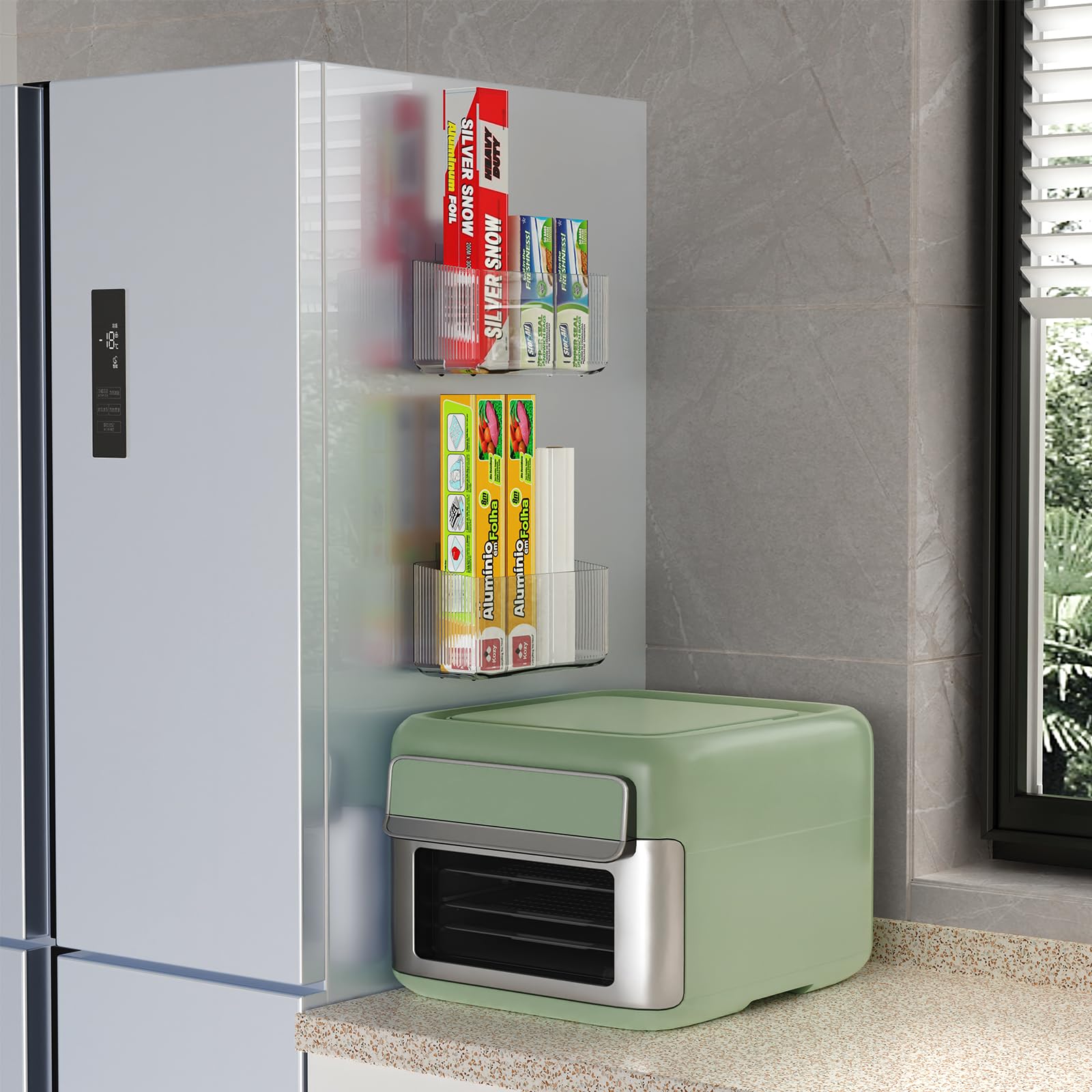 MaraFansie dimensiones 9,25 pulgadas L x 4,13 W x 4,33-4,72 H.