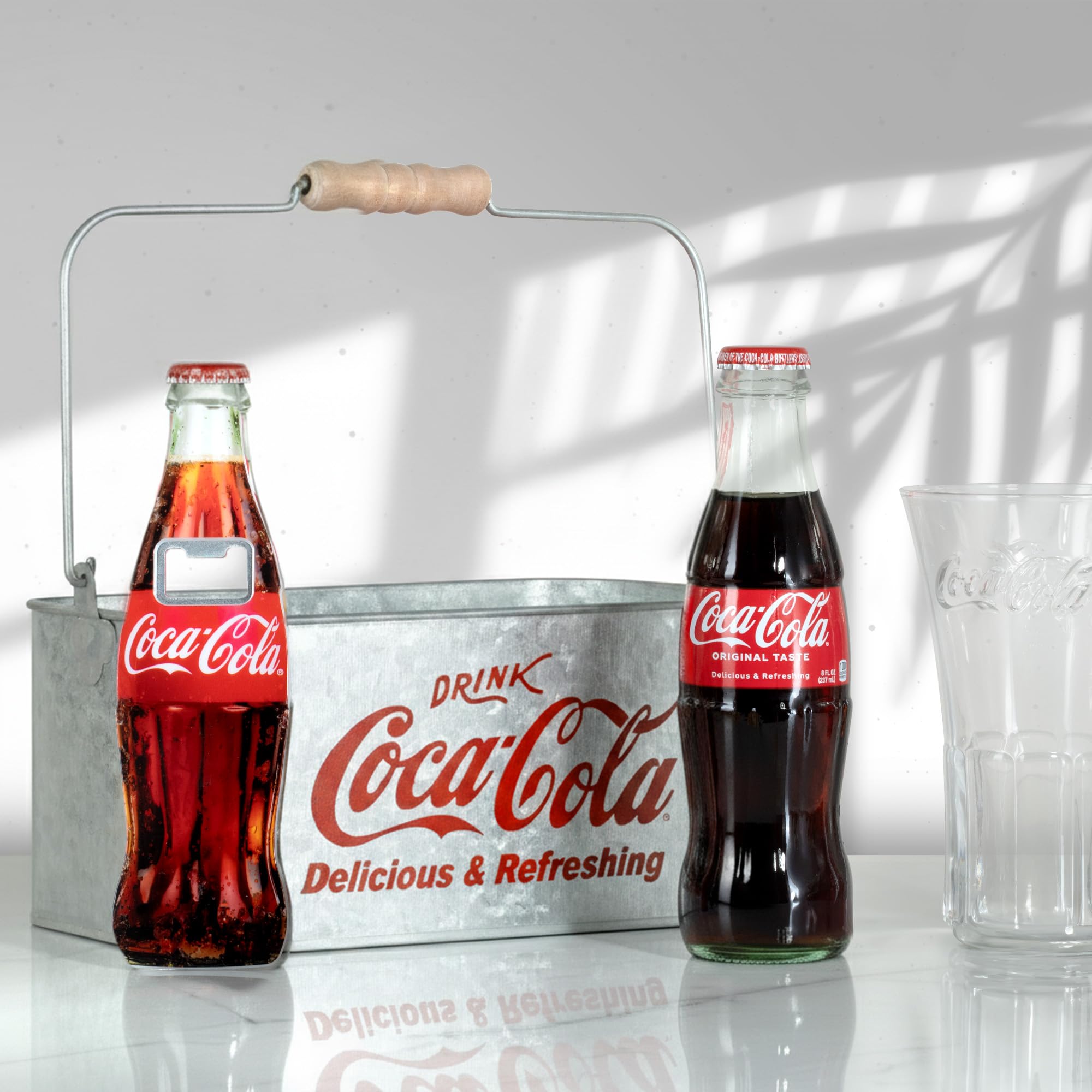 Abridor de botellas Coca-Cola de Marketplace Brands, útil para servir y abrir bebidas