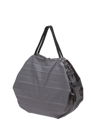 Shupatto de MARNA, bolsa plegable M SUMI Gris, ideal para compras rápidas y ordenadas.