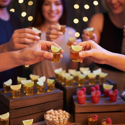 MATANA usos catering brillo-oro en vasos chupito de plástico