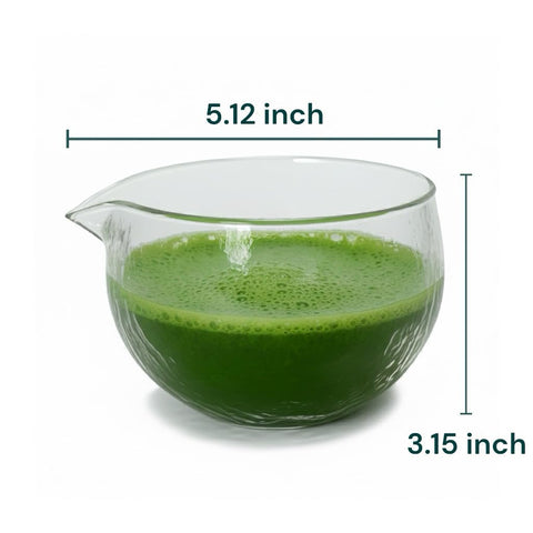 Matcha Maku cuenco con chorro preciso para servir con elegancia.