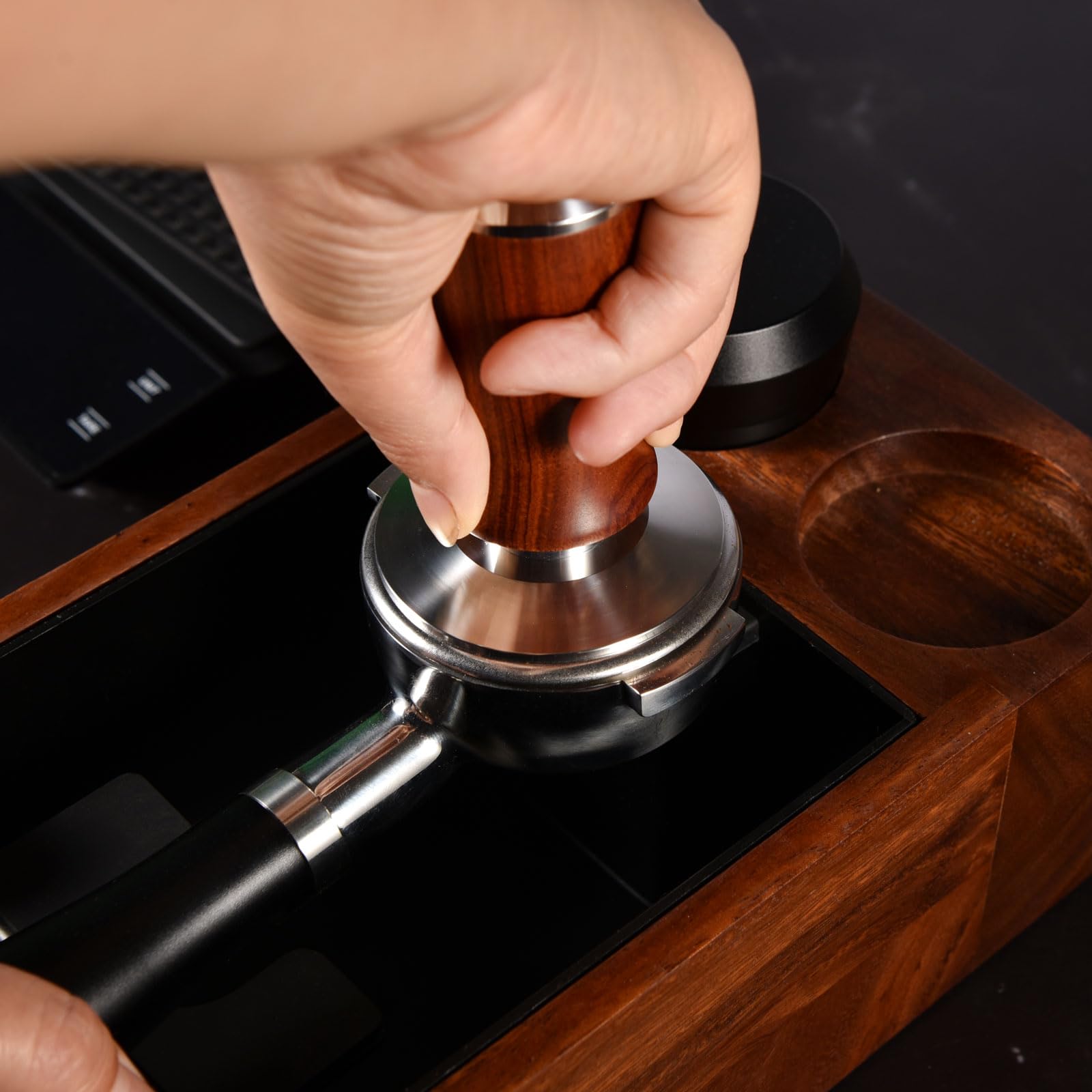 MATOW base ondulada distribuye el café para canalización precisa