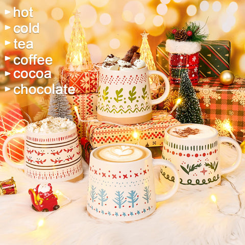 Detalle en relieve en tazas Maustic con motivo navideño.