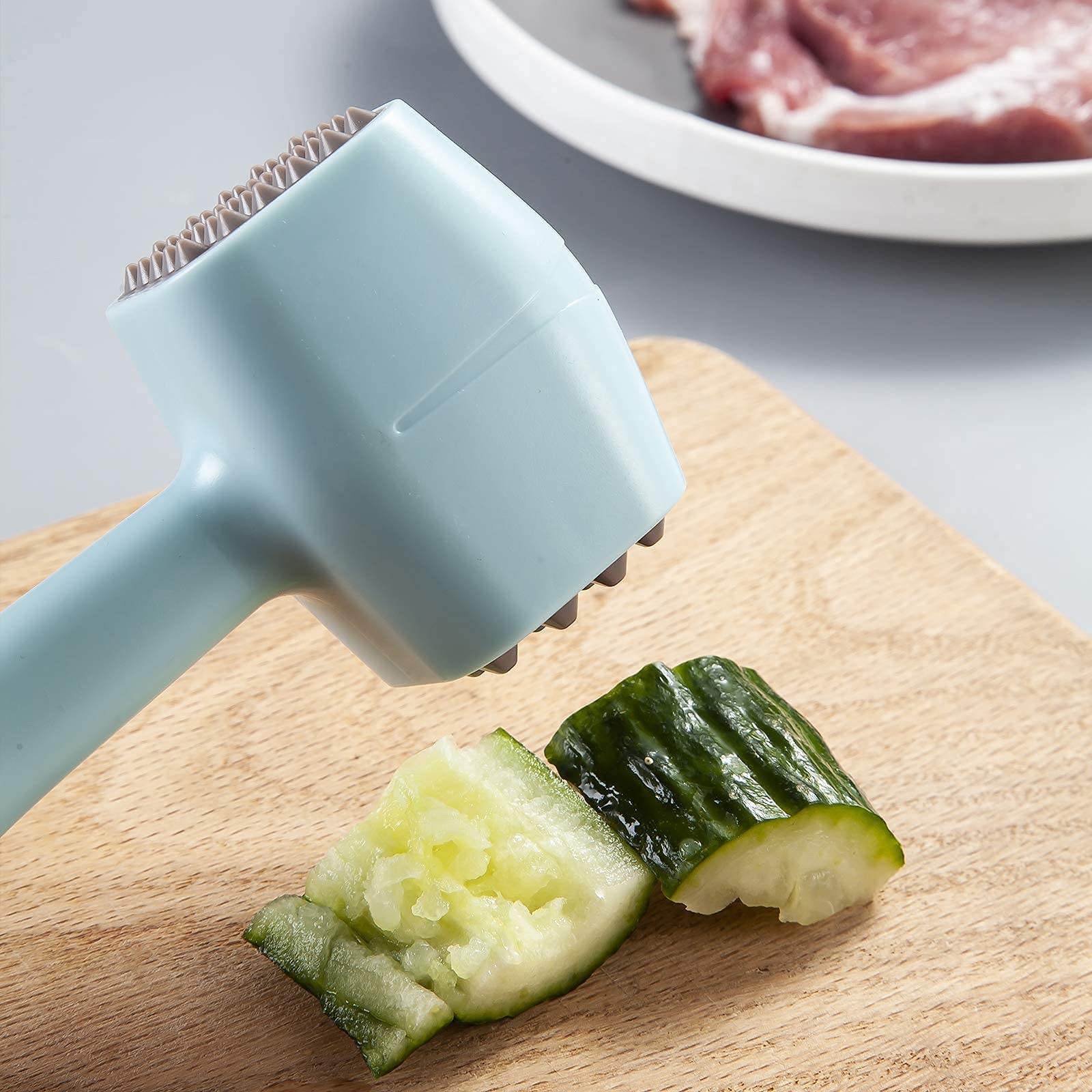 Uso diario MAXCOOK en la cocina para ablandar carnes y verduras.