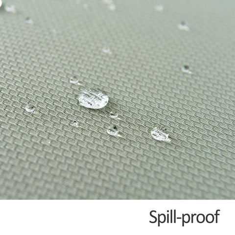 Protección contra derrames con el mantel Maxmill rectangular texturizado durante eventos.