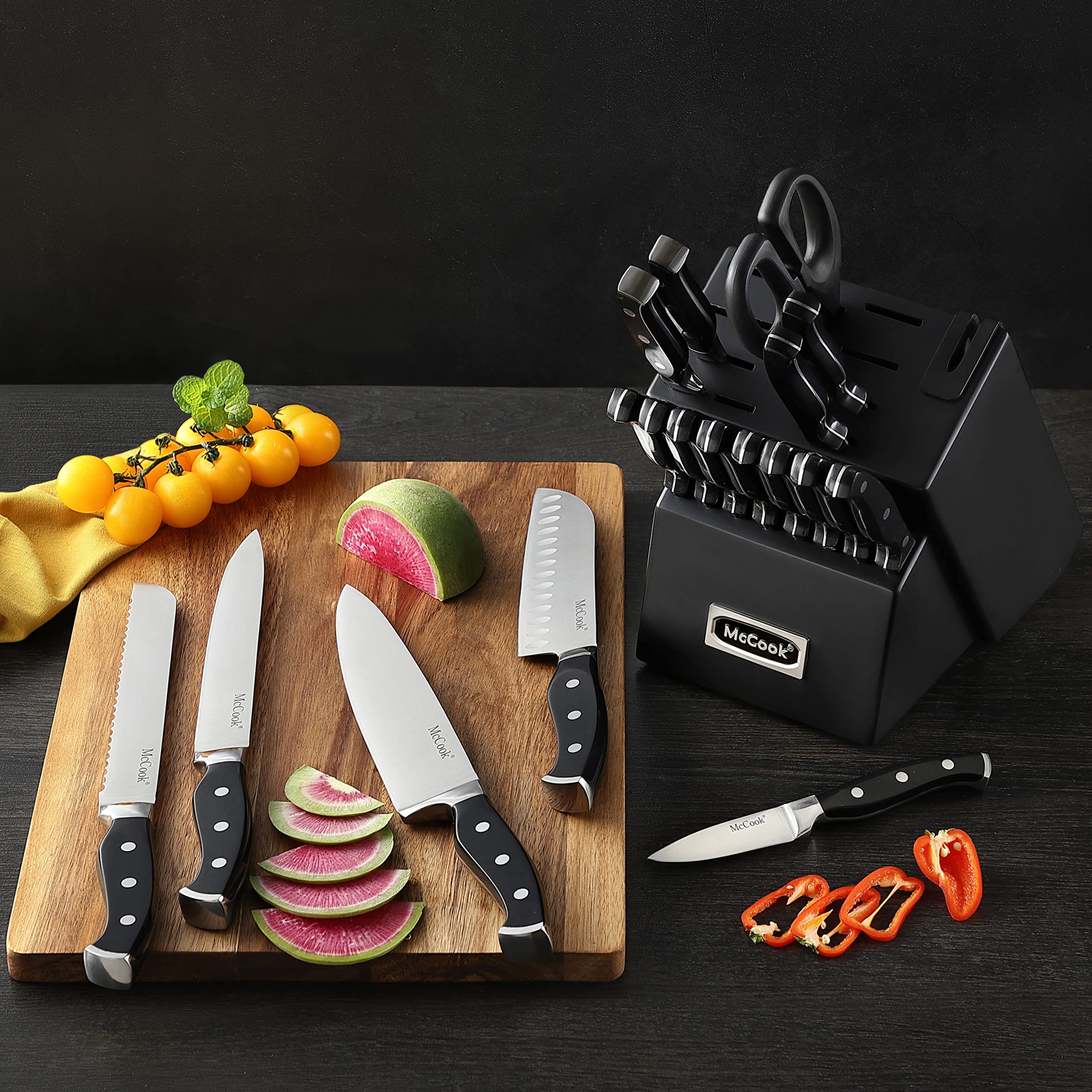 McCook cuchillo pizza 4-1-2 pulgadas para porciones precisas.