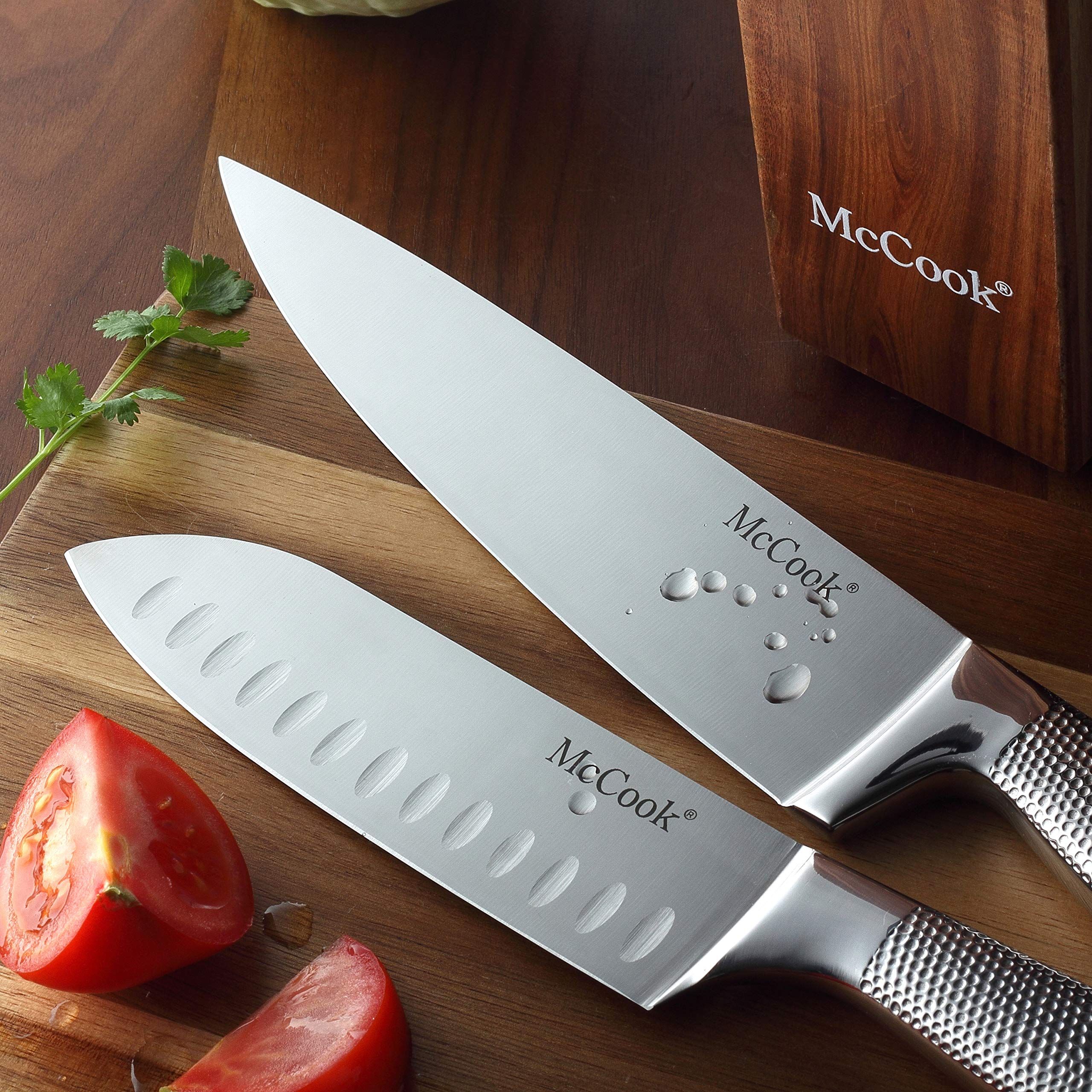 Mango ergonómico McCook para agarre cómodo.
