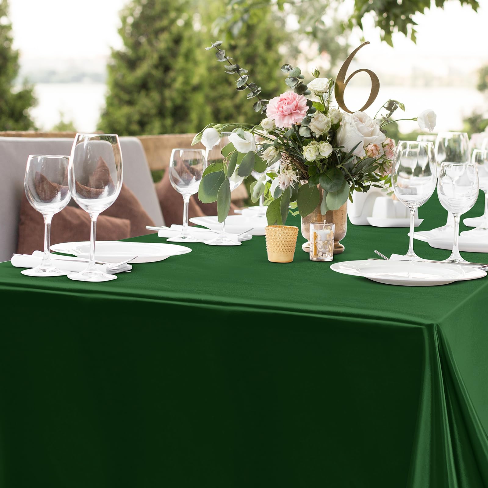 Mantel satín MCEAST para bodas y banquetes con acabado refinado.