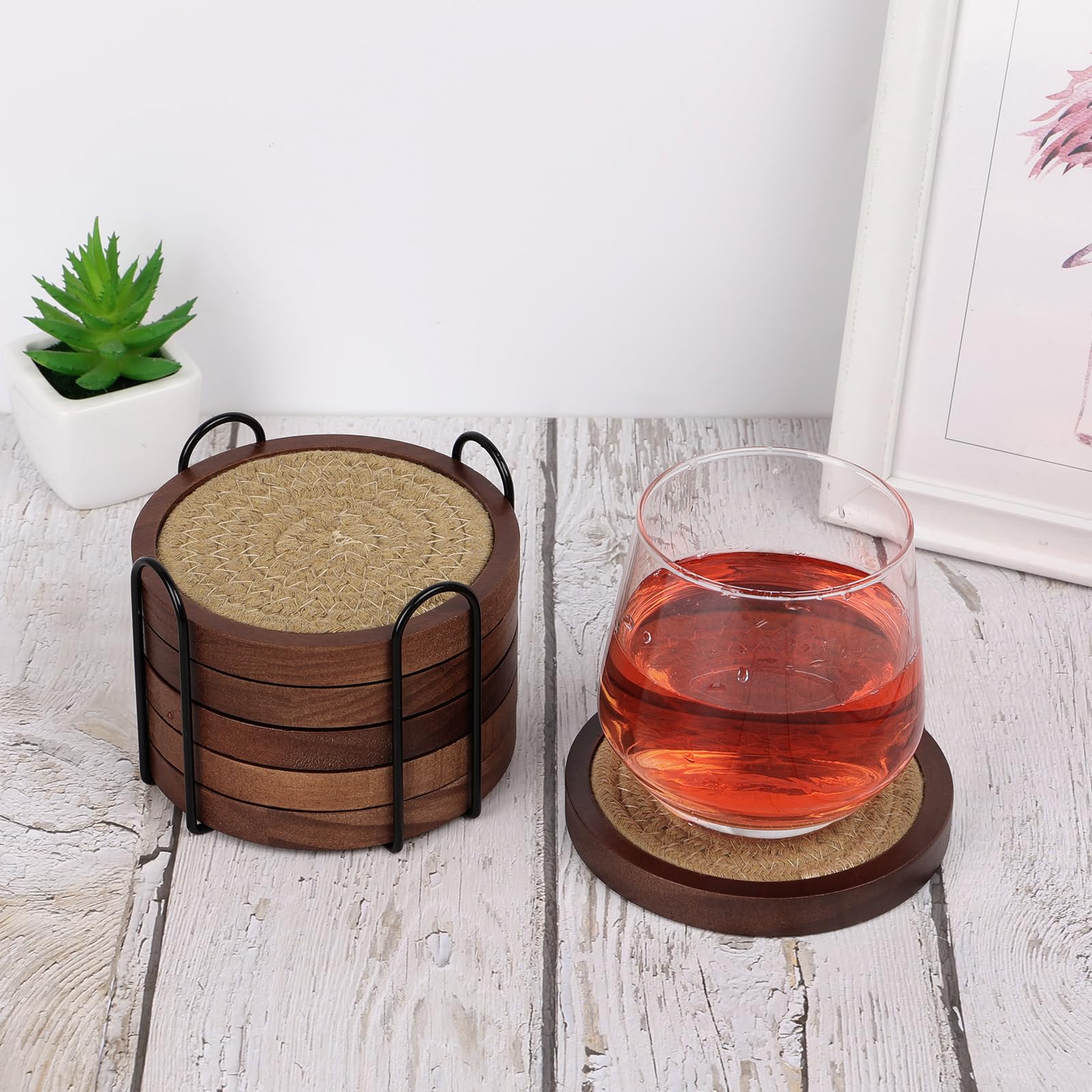 Mckanti posavasos compatibles con varios tamaños de vasos.