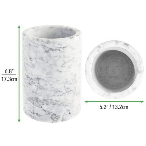mdesign utensilios servir marmol blanco junto a la cubitera.