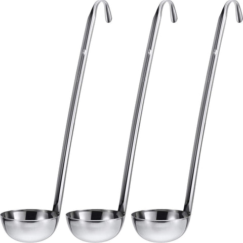 Meekoo cucharón de sopa con mango ergonómico para manejo cómodo.