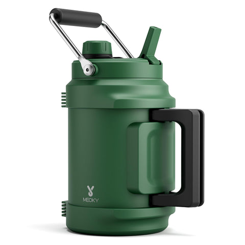 Meoky botella 1,9 L en campamento mantiene frío por largas horas.