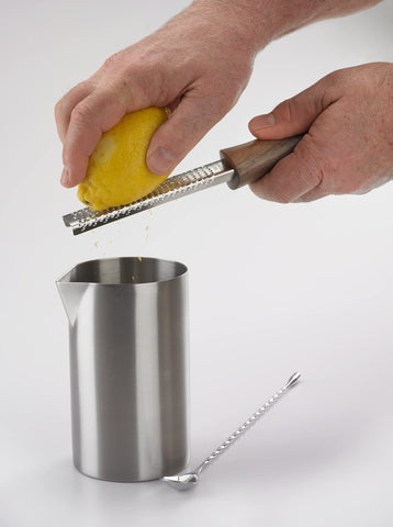 Barfly Bar Zester fácil de limpiar con lavado suave.