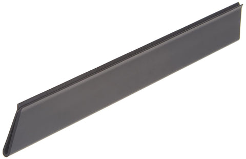 Guarda Mercer para cuchillos de 10 pulgadas en uso profesional
