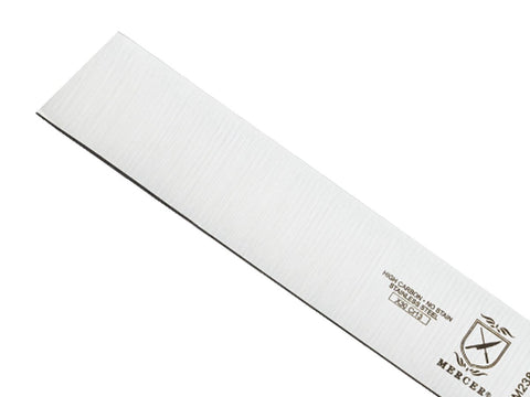 Mercer Culinary Millennia: empuñadura ergonómica verde para agarre cómodo y seguro.