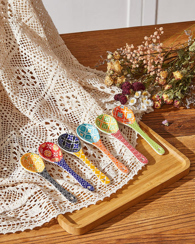 Metahom cucharas cerámicas coloridas para ramen, resistentes al calor y con diseño alegre.