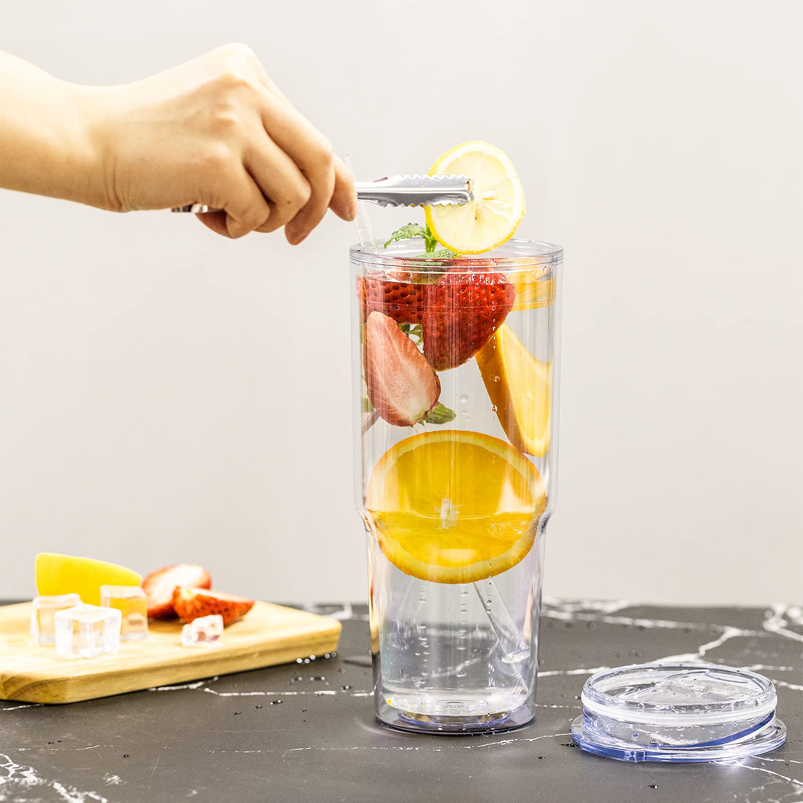 Material PETG sin BPA garantiza durabilidad del vaso.