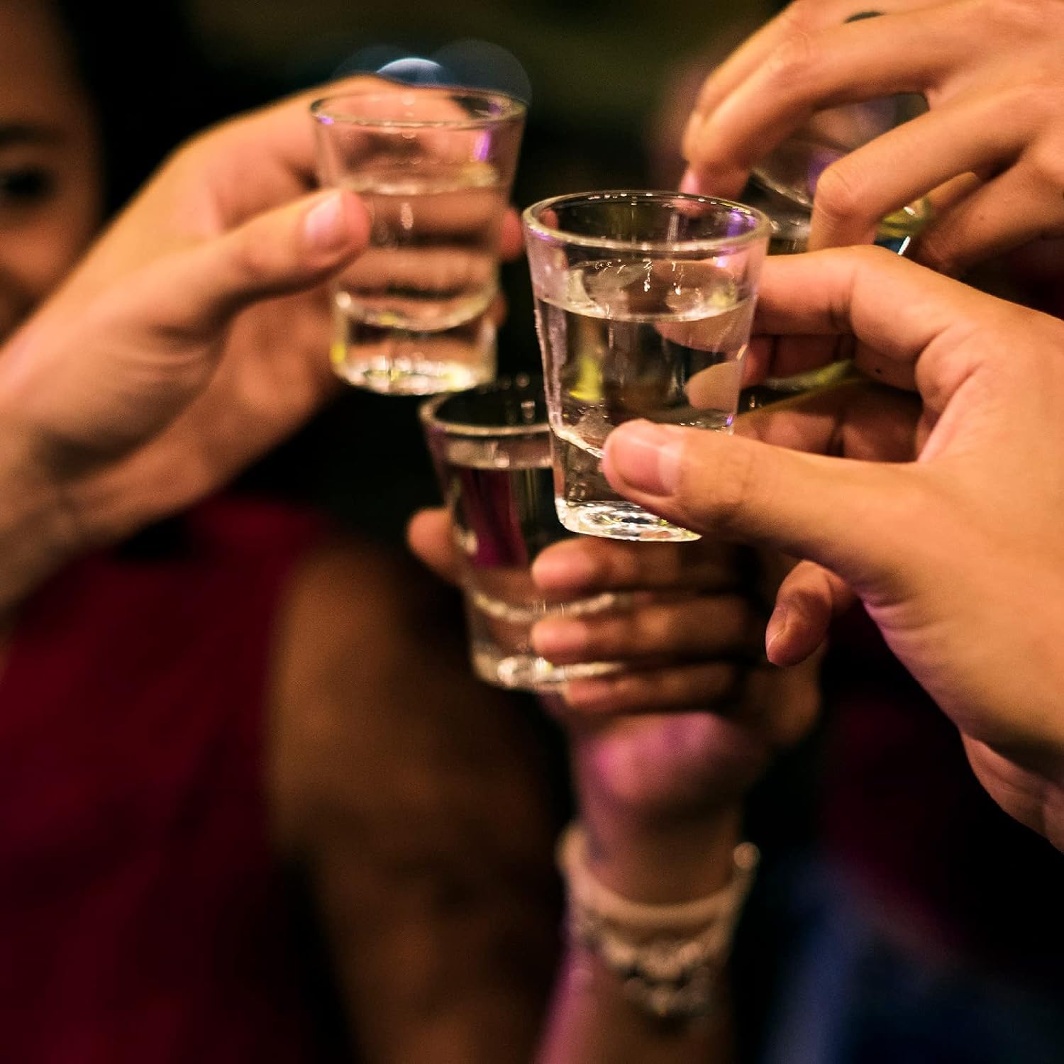 Ideal para degustar whisky, vodka, tequila y expreso con estilo
