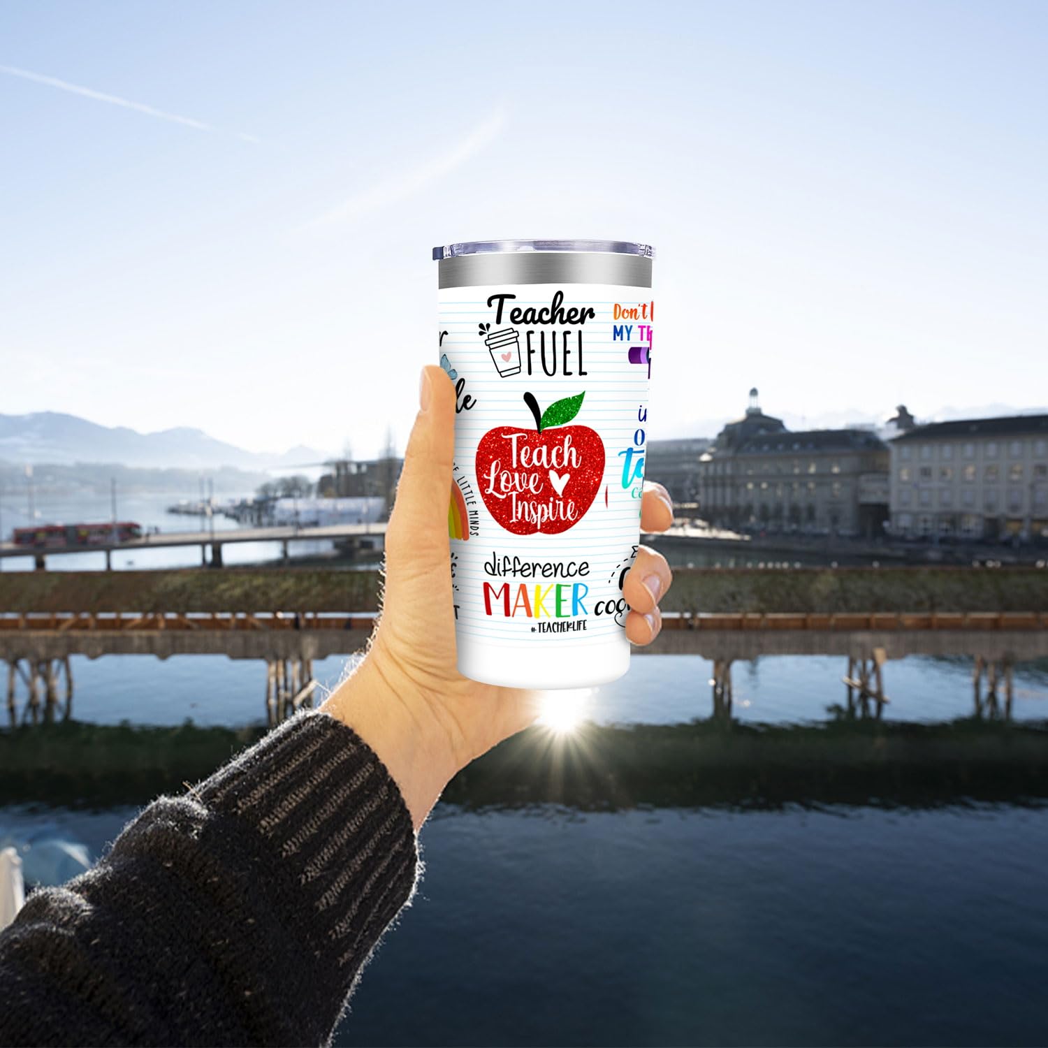 Taza MFGNEH 20oz, cabe en portavasos y es fácil de transportar