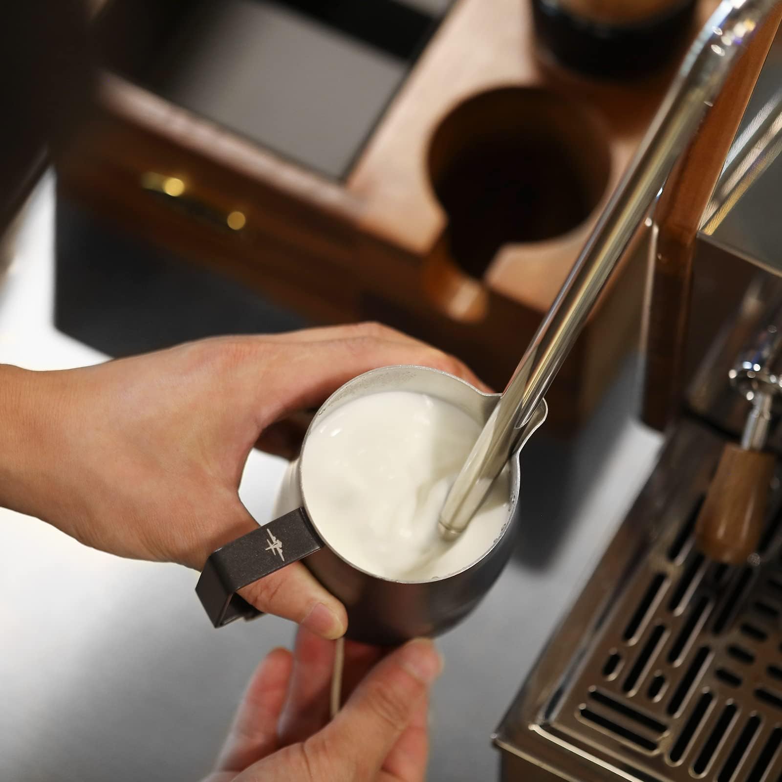 MHW-3BOMBER borde doble desvío mejora la liberación de leche