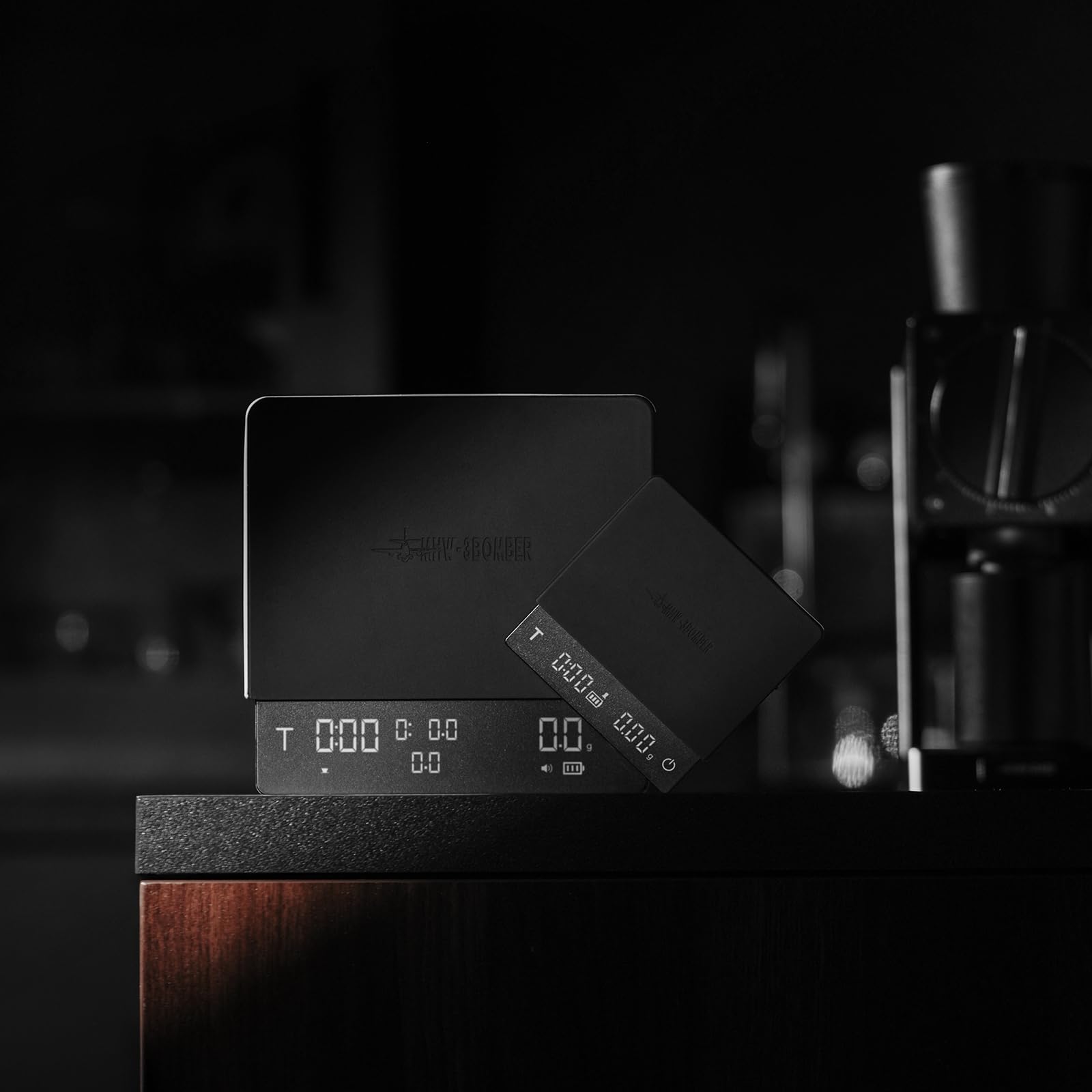 MHW-3BOMBER diseño ergonómico y compacto para cocinas.