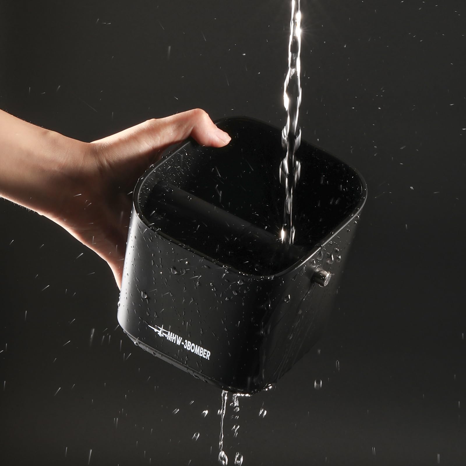 Materiales ABS duraderos, varilla metálica y funda para menos ruido.