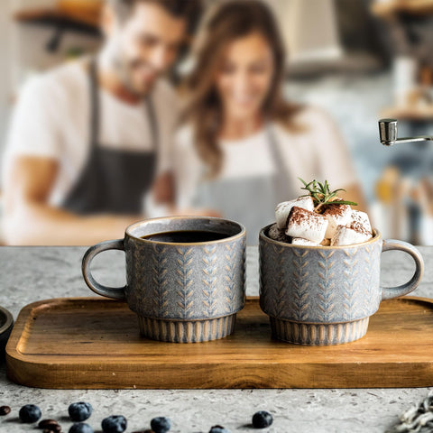 Tazas apilables Miamolo optimizan espacio en cocina y mesa.
