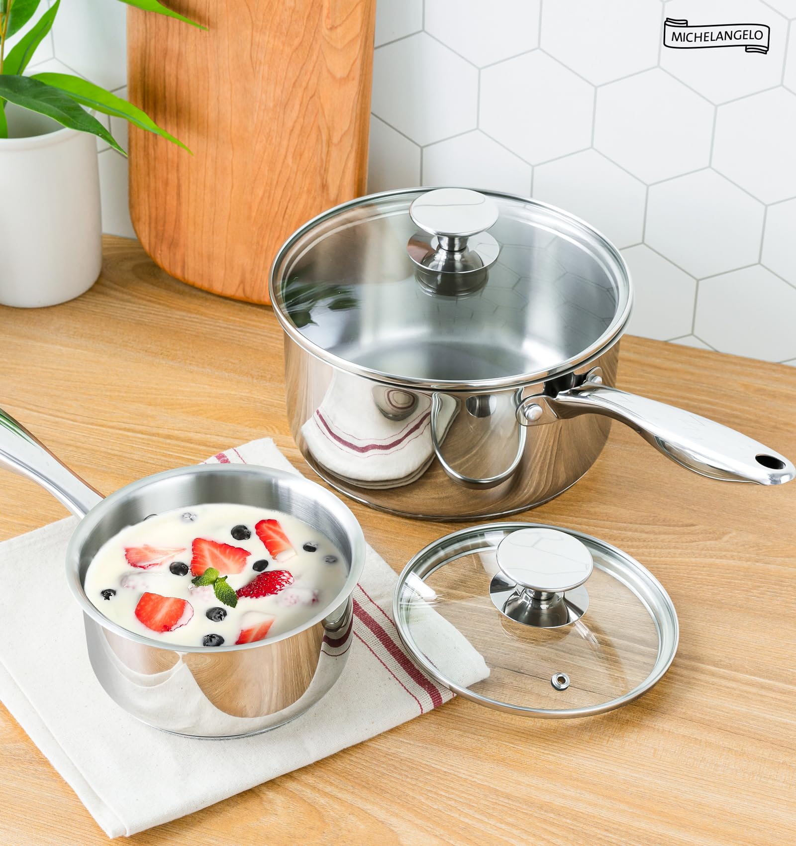 MICHELANGELO cacerola acabado espejo, versátil para salsas y calentamientos