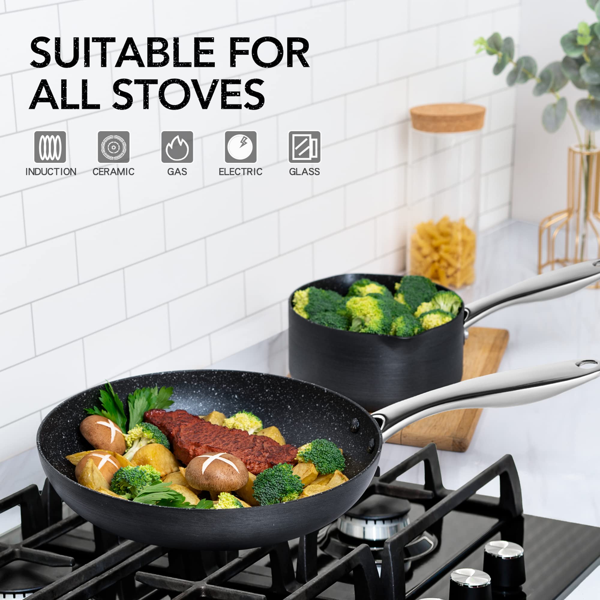 MICHELANGELO: olla de 5 cuartos con tapa, cocción en familia.