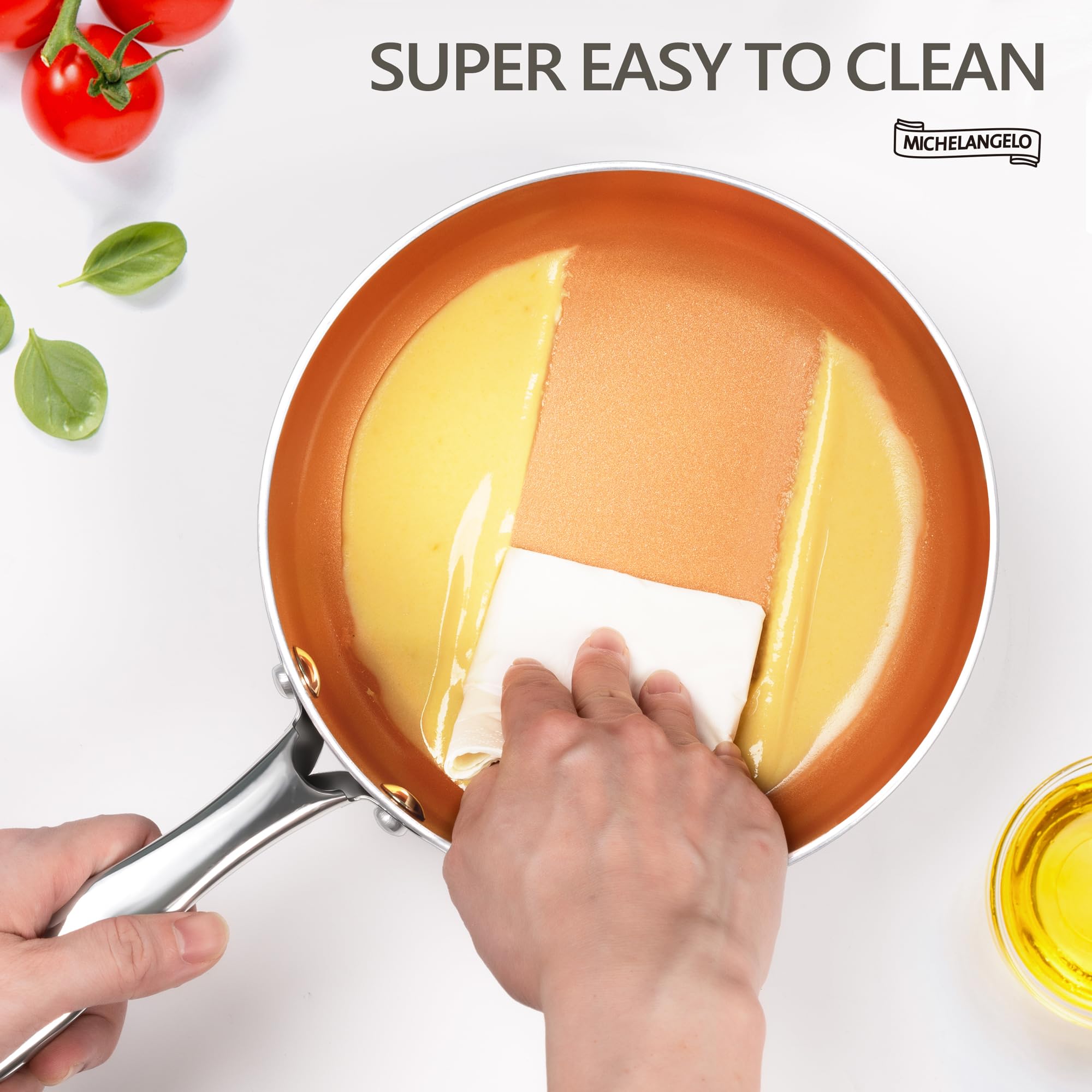 Sartén MICHELANGELO con mango ergonómico y tapa de vidrio para manejo seguro.